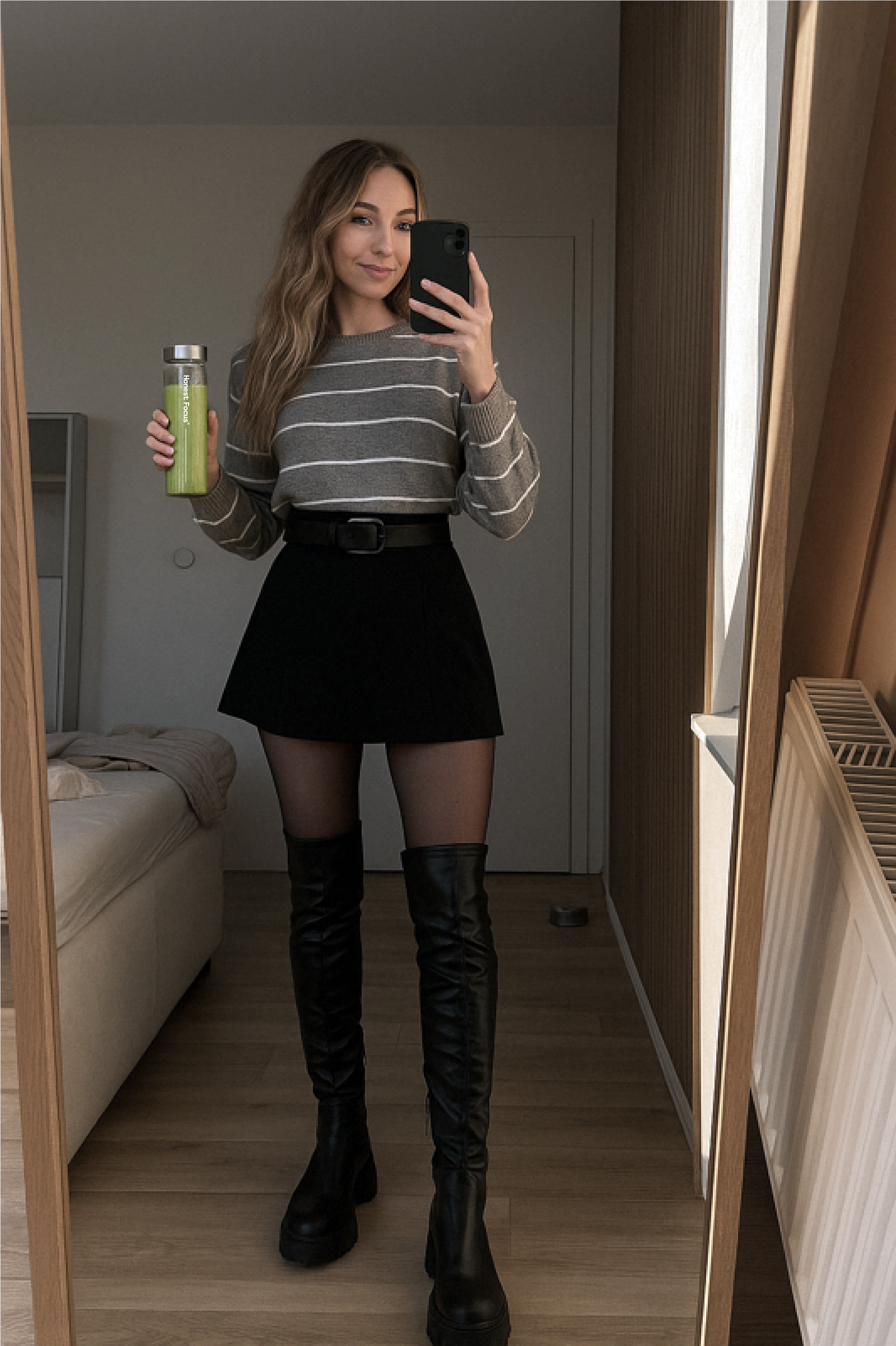 Alt image